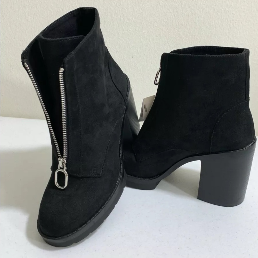 Pull and Bear Black Suede Zip Ankle Heeled Shoes Boots Size US 7 NWOB